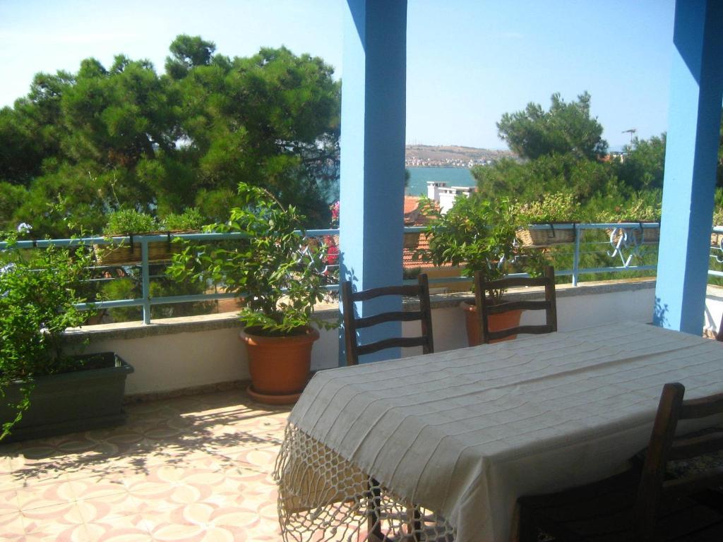 Mavi Pension Otel Ayvalı Dış mekan fotoğraf