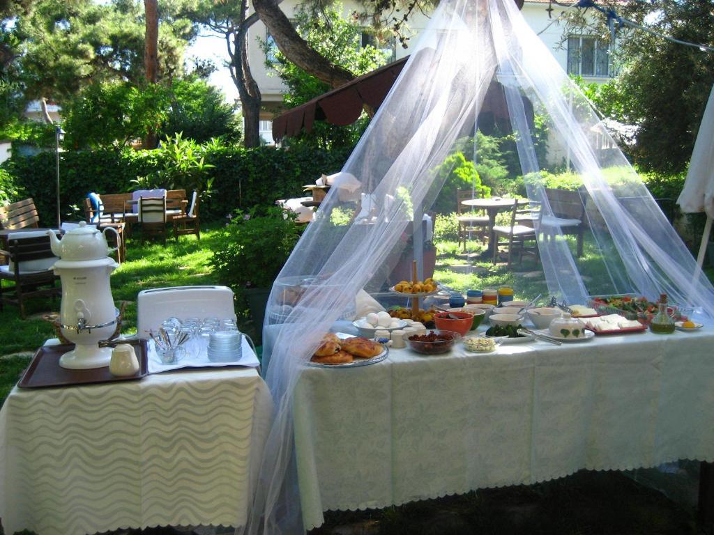 Mavi Pension Otel Ayvalı Dış mekan fotoğraf