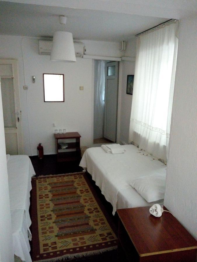 Mavi Pension Otel Ayvalı Dış mekan fotoğraf